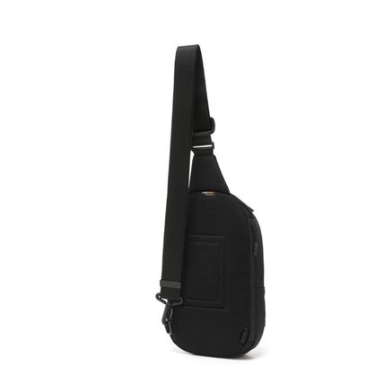 NATGEO CROSS BAG กระเป๋าสะพายคาดอกสำหรับผู้ชายและผู้หญิง - Rev Online