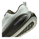 NIKE VOMERO PLUS SE รองเท้าวิ่งถนนผู้หญิง - Rev Online