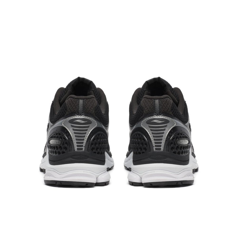 SAUCONY - PROGRID TRIUMPH 4 Unisex - Rev Online